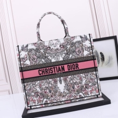 Christian Dior Shopping Bags